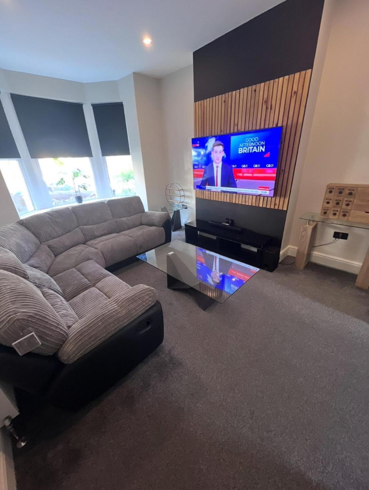 Modern 5 Bedroom Terraced Luxurious House Colwyn Bay Buitenkant foto